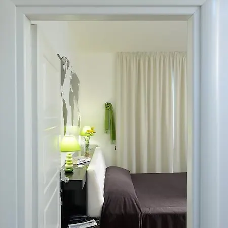 Ecohotel Hotell 3*