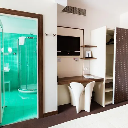 Ecohotel Hotell 3*